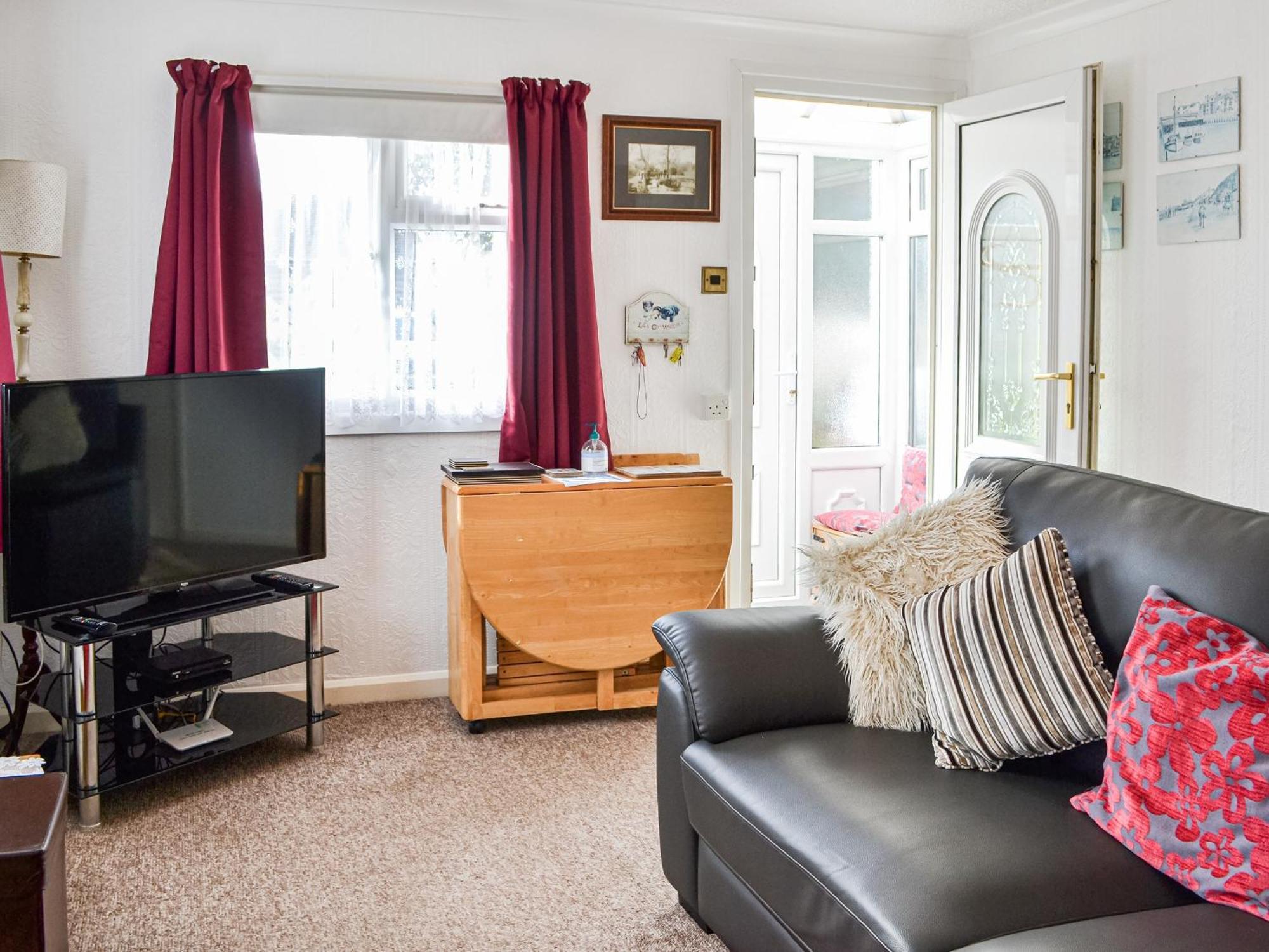 Enjoy Your Stay Cottage Bessingby Екстериор снимка
