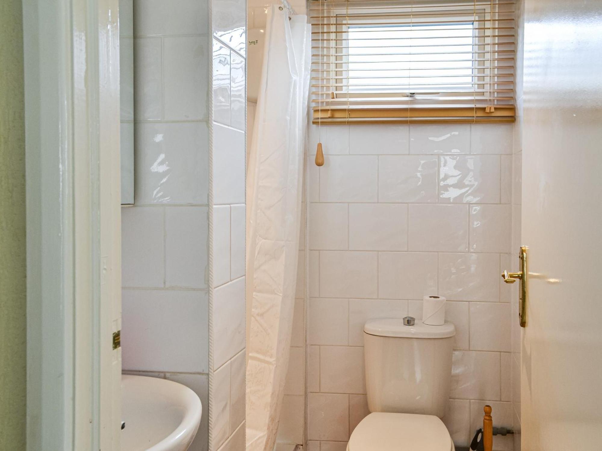Enjoy Your Stay Cottage Bessingby Екстериор снимка